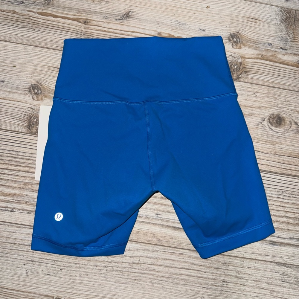 lululemon athletica Wunder Train shorts 6” - Picture 3 of 4